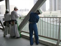 劣化建材落下防止ネット工事写真1