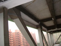 劣化建材落下防止ネット工事写真2