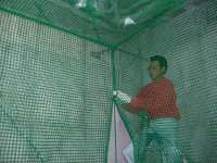 インドアゴルフ練習場防球ネット工事 施工写真1