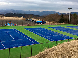 テニスコート　砂入り人工芝工事　風景1