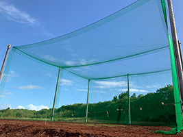 ゴルフ場　ゴルフ練習場　防球ネット工事　風景1